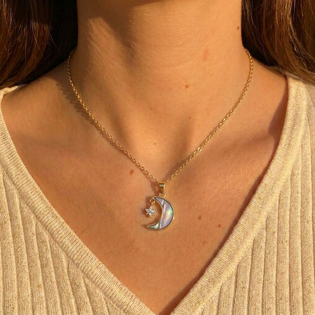 Dreamy Moon Necklace